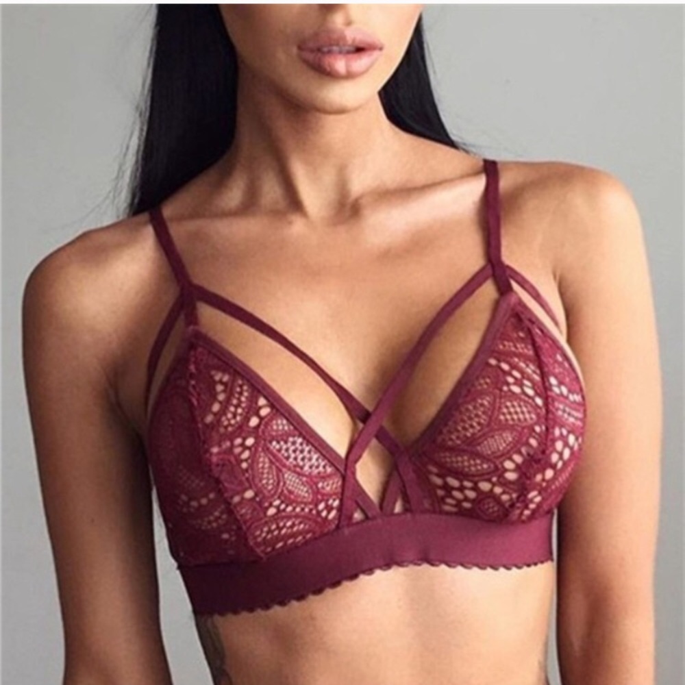 3/$30 Super cute bralette!